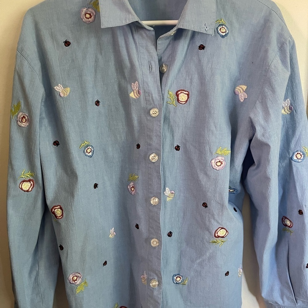 Teddi Vintage Denim Embroidered Floral Light Wash Petite Long Sleeve Shirt